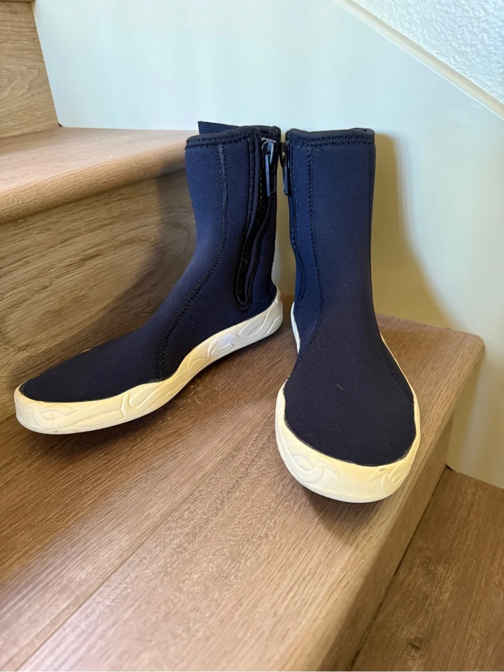 Men's Diving Boots By Henderson size 8 Neoprene Zip Ankle Boots SCUBA